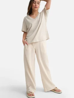 Hemp Biofibre™ V-Neck Tee